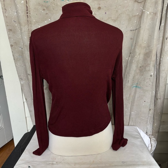 Tom Ford 100% Silk Ribbed Turtleneck Sweater - Picture 6 of 9